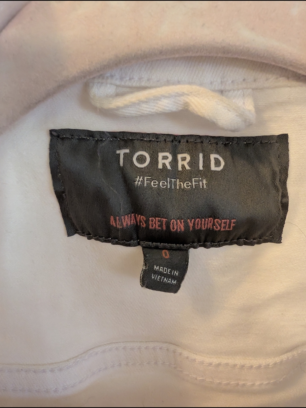 Torrid White Denim Cropped Vest Size 0 Button Front Jean Vest - Picture 3 of 4